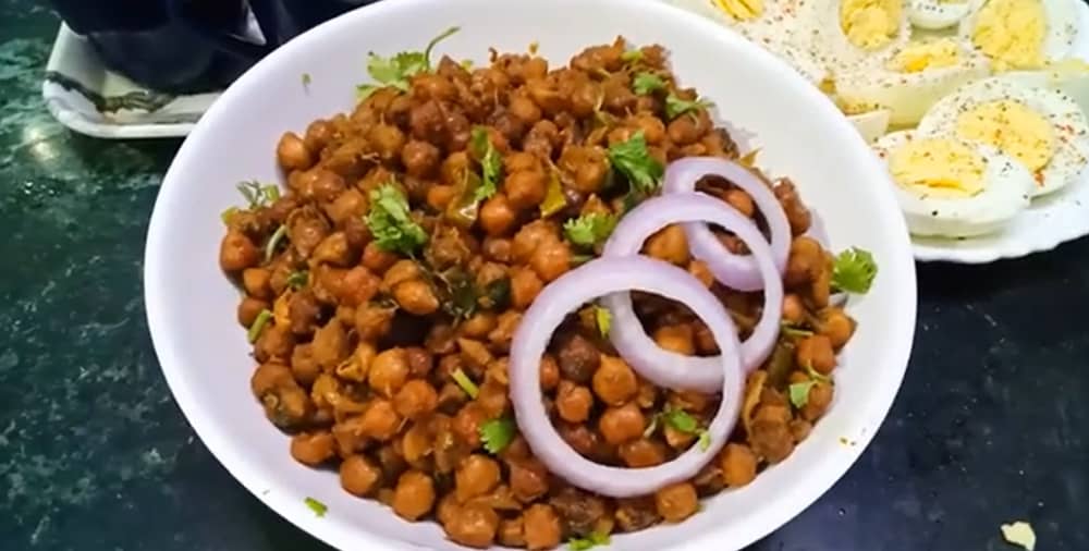 Chana Ghugni - additional