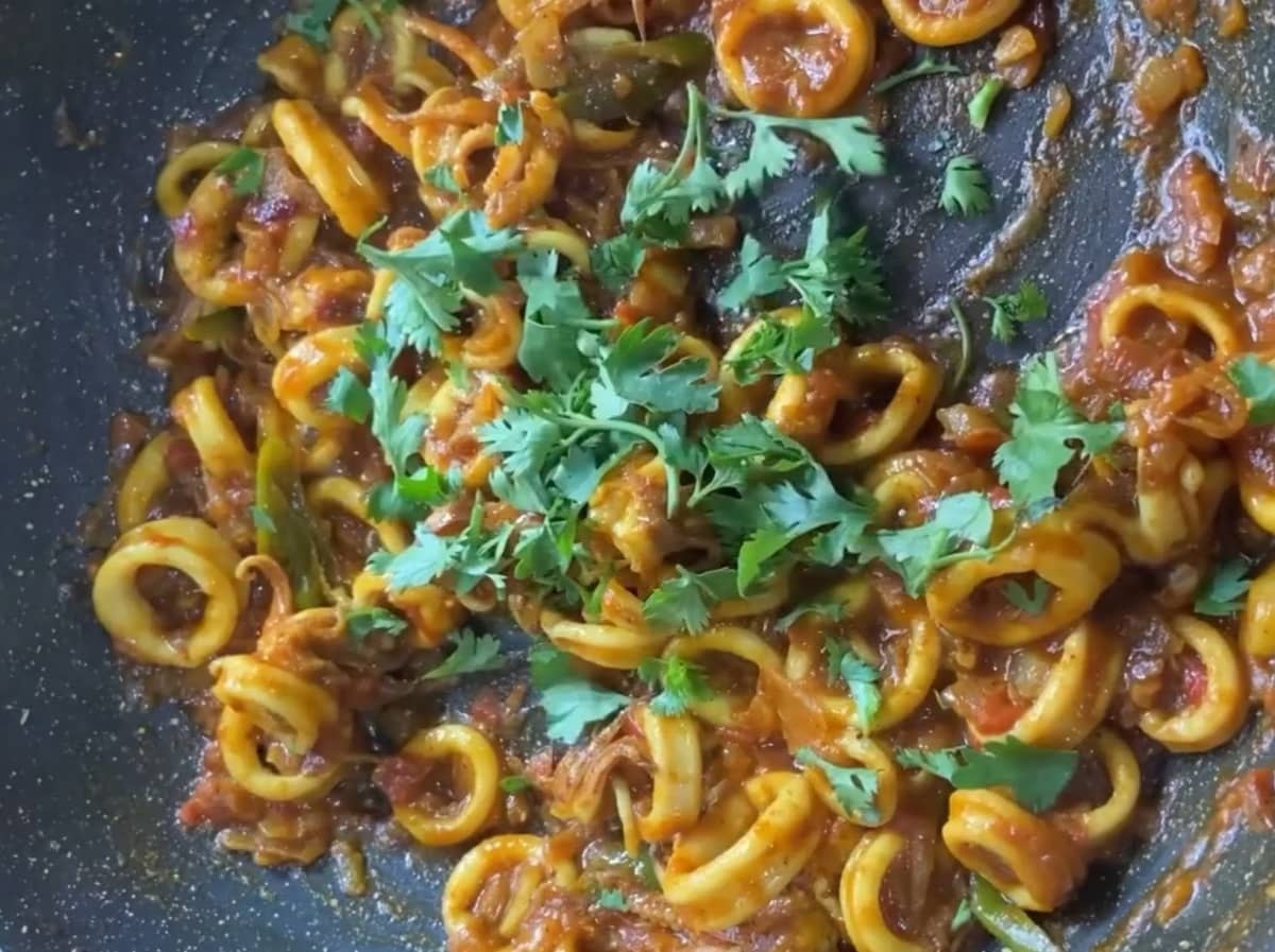 Squid Caldine traditional recipe from goa, india