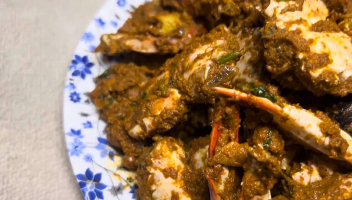 Crab Sukka traditional recipe from goa, india