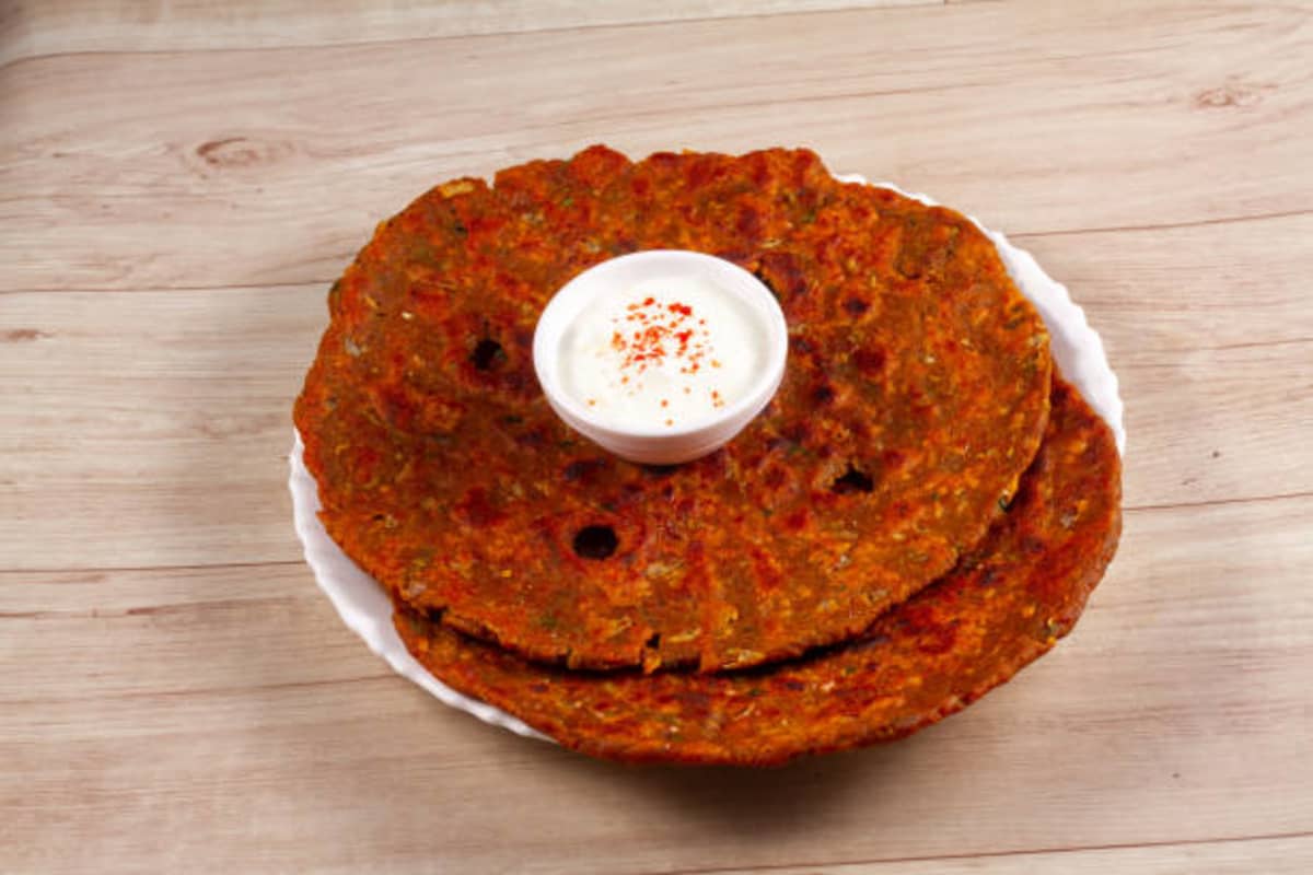 Thalipeeth traditional recipe from maharashtra, india