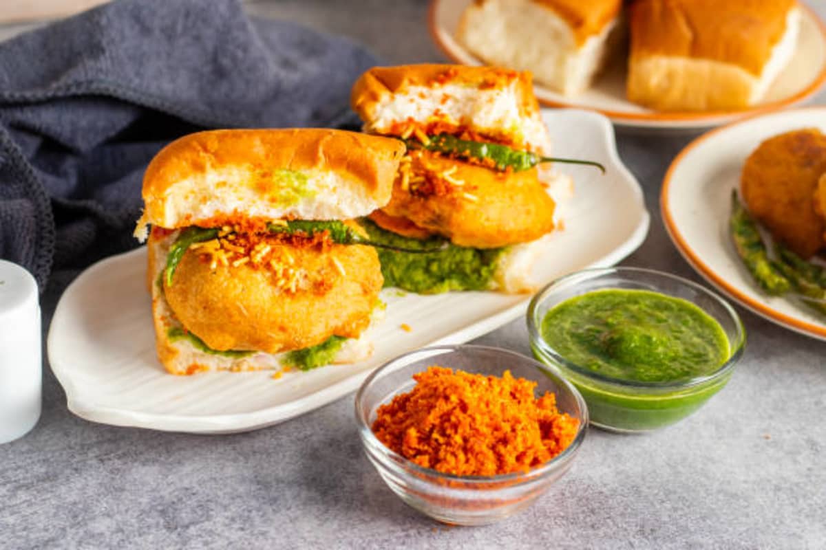 Vada Pav traditional recipe from maharashtra, india