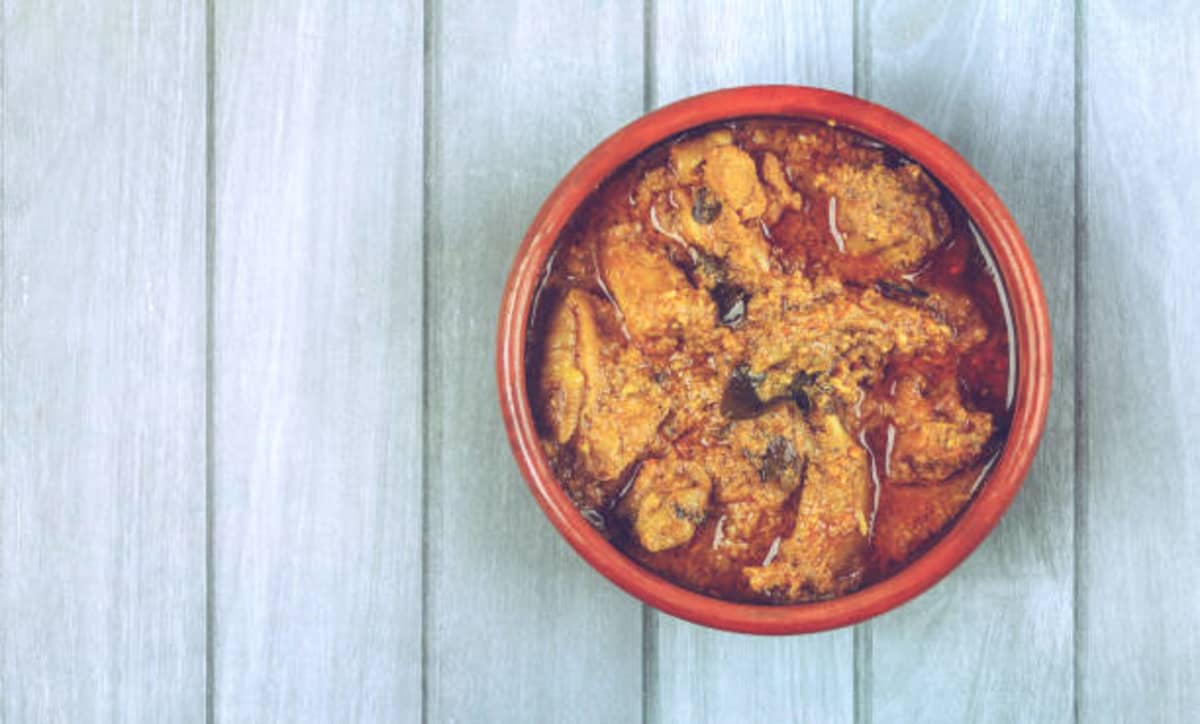 Chettinad Chicken traditional recipe from tamil-nadu, india